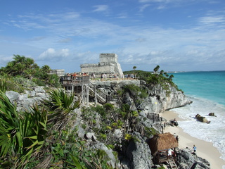 tulum ruins ocean 320x240