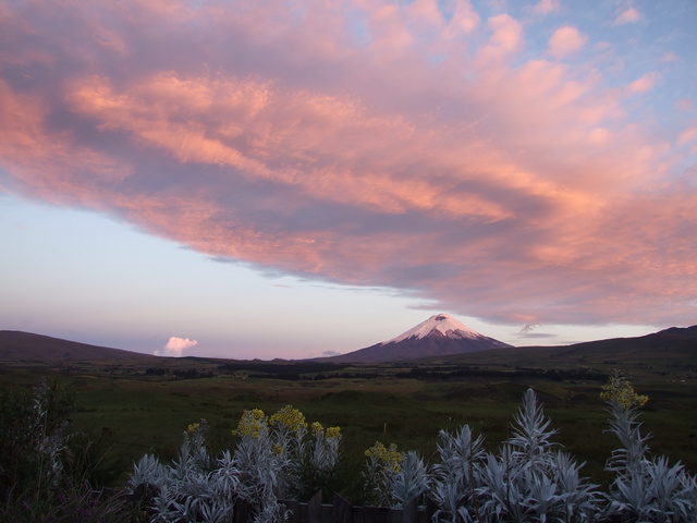 cotopaxi sunset 640x480