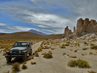 jeep rock formations 320x240