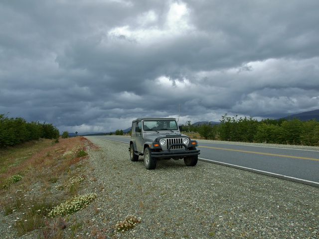 jeep road 640x480