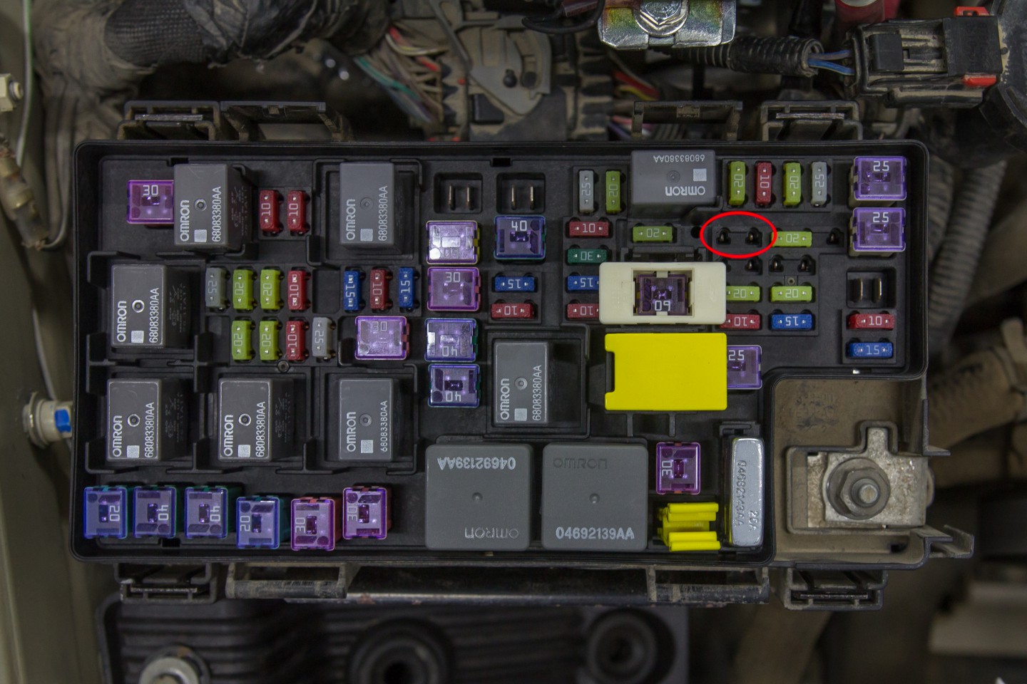 2011 jeep patriot radio fuse