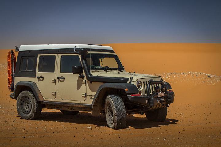jeep sahara desert 720x480
