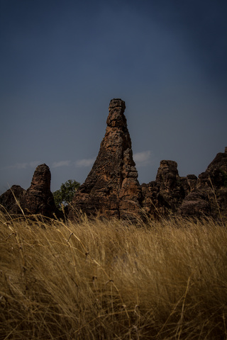 les pics de sindou burkina faso tall 320x480