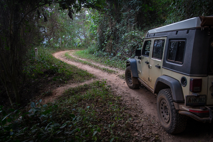 jeep africa togo mountains 720x480