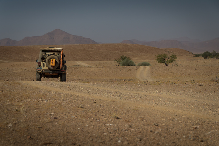 jeep namib desert is huge 720x480