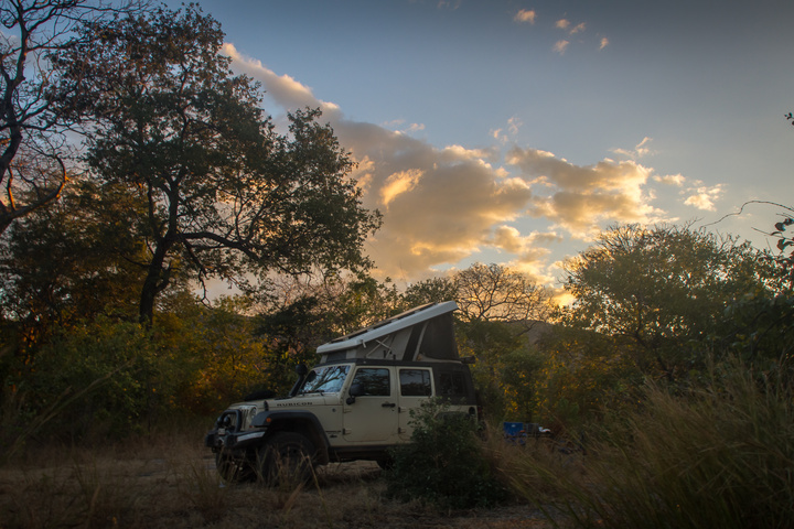 jeep wildcamp sunset 720x480