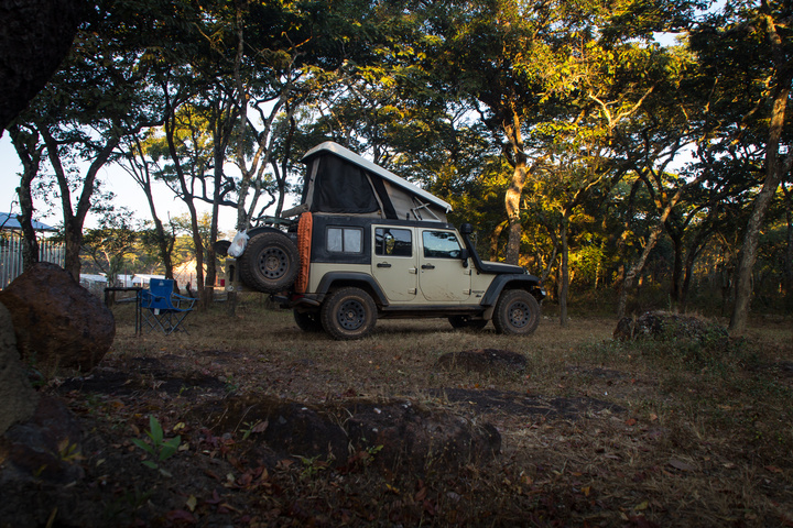 zambia jeep camping 720x480