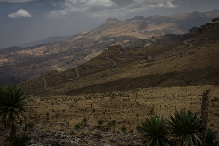 simien mountains switchbacks 720x480