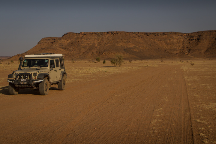 jeep desert roads 720x480