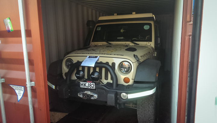 jeep in container all done 720x407